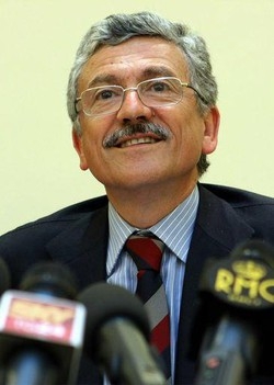 25 aprile;D’Alema: Non so se Berlusconi coerente con quei valori