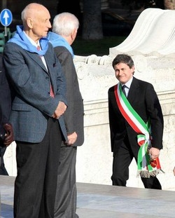 25 aprile; Protesta centri sociali, Alemanno non va a S.Paolo
