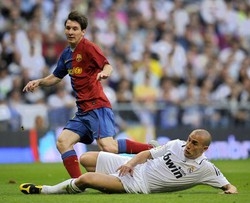 Calcio;Liga:Real Madrid umiliato al Bernabeu,Barcellona passa 6-2