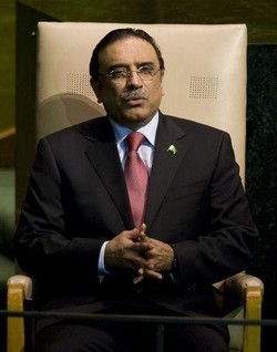 Oggi summit Obama-Zardari-Karzai: disinnescare ‘bomba’ Pakistan