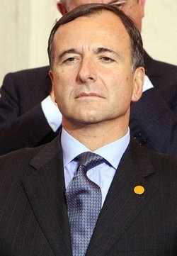 Iran; Ft: Italia rompe le fila Ue con visita Frattini a Teheran