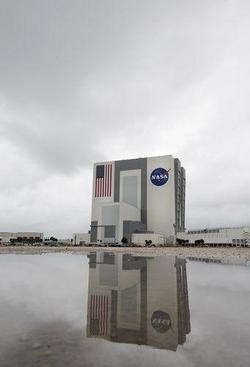 Spazio; Nasa sceglie atterraggio su base Edwards