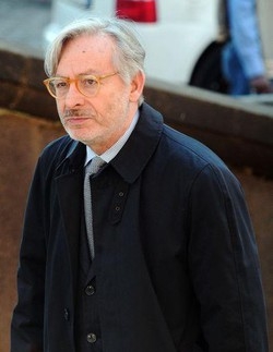 Teatro; Leo Gullotta legge ‘La caduta’ di Albert Camus