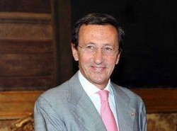 Crisi;Fini: Non rinviabili riforme strutturali,tutti s’impegnino