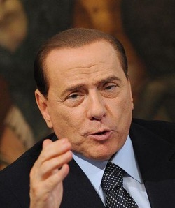 Berlusconi; Veronica: infangate mia dignità e storia coniugale