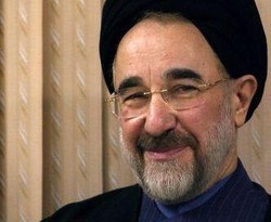 Iran; Khatami critico con la repressione delle proteste