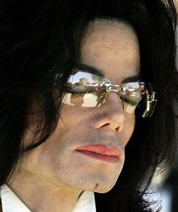 Jackson; Diffuso video interrogatorio su presunti abusi a minori