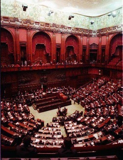 Dl manovra; Emendamento su età aumento età pensionabile donne PA