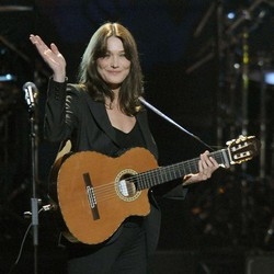 Mandela; New York, anche Carla Bruni a concerto di compleanno