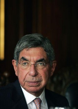 Nuova Influenza/ Presidente Costarica contagiato, lavora da casa