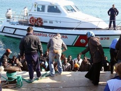 Immigrati/ Via da Facebook ‘Rimbalza il clandestino’