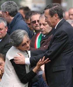 Biotestamento/ Fini: cercherò di correggere legge alla Camera