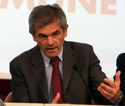 Unità Italia/ Chiamparino: Governo vago, nasconde sue divisioni