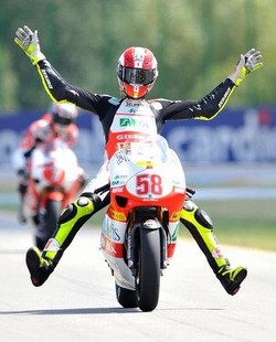 Moto/ Gp Indianapolis: in 250 vince Simoncelli davanti ad Aoyama
