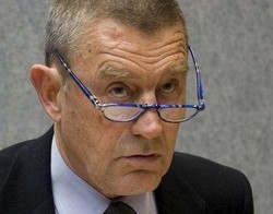 Nuova influenza/ Fazio: Vaccino su 8 milioni di italiani