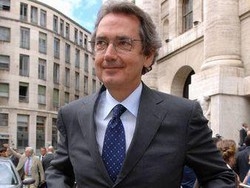 Crisi/ Bernabè: Non si può uscirne con licenziamenti massicci
