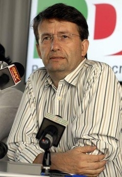 Franceschini a Vespa: Ospite a Porta a Porta? No, grazie