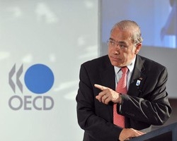 Ocse lancia allarme-disoccupati:25 mln in più area,1,1 mln Italia