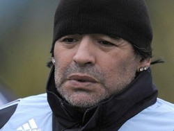 Calcio/ Corsa scudetto, Maradona non fa pronostici: E’ dura