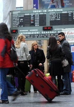 Ragazzo travolto, riattivato un binario sulla Roma-Fiumicino