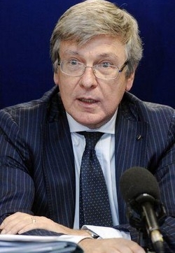 Rai/ Romani a Zavoli: Governo può chiedere informazioni