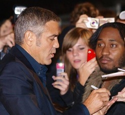 RomaFestival/ Applausi per George Clooney “Tra le nuvole”