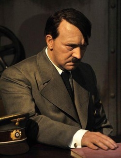 Thailandia/ Pubblicità con Hitler, proteste Germania e Israele