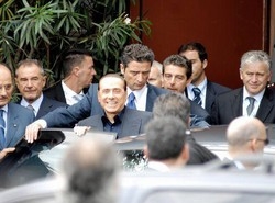 Governo/ Berlusconi: Se maggioranza cambia, elezioni anticipate