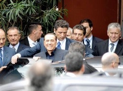 Governo/ Berlusconi: Elezioni anticipate se cambia maggioranza