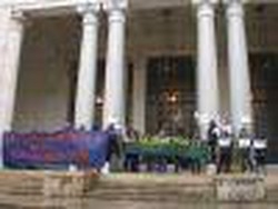 Scuola/ A Roma blitz dell’Onda al Miur, ‘sparuta minoranza’