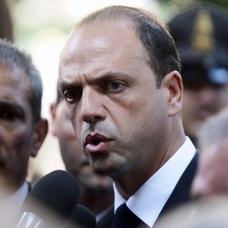 Giustizia/ Alfano: Riforma non è capriccio o sfizio del premier