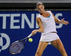 Tennis/ Finale Fed Cup: Italia-Usa 1-0, Pennetta non sbaglia