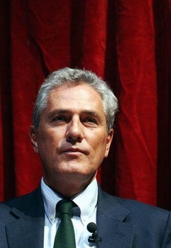 Centro/ Rutelli: Pd va a sinistra, noi liberali e riformatori