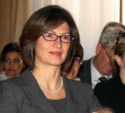 Finanziaria/ Gelmini: entro due settimane i fondi per ricercatori