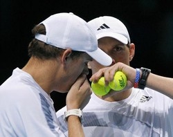 Tennis/ Atp finals: ai gemelli Bryan il titolo nel doppio