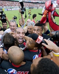 Calcio/Flamengo campione,Adriano:Tante offerte e non so se resto