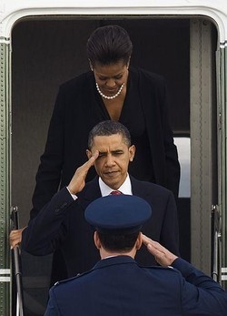 Afghanistan/Obama: Inizio ritiro nel 2011, ma impegno continuerà