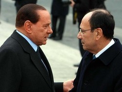 Berlusconi/ Schifani: stop istigazione alla violenza su Internet