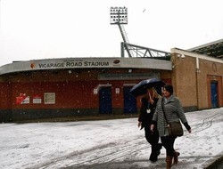 Gb/ La neve “copre” il Paese, il traffico va in tilt