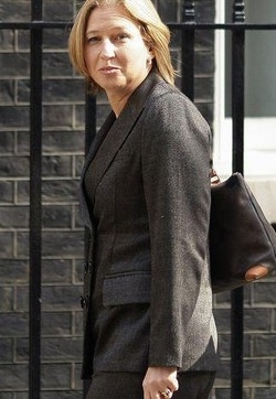 M.O./ Londra, Hamas chiede arresto leader israeliani (Times)
