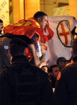 Fiat/ Barbato aizza operai e poi precisa:mai istigato a violenza