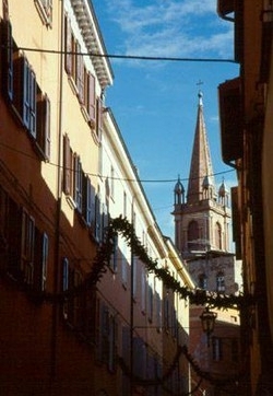Omicidio Modena/ forse sorprese nel sonno le vittime