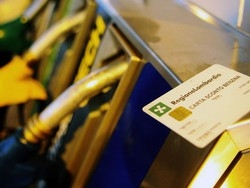 La carta sconto benzina va in pensione da luned&igrave;