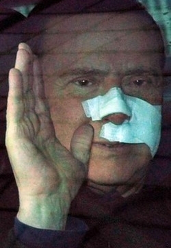 Regionali/ Berlusconi: Ok intese Udc, ma gente non capirà Casini