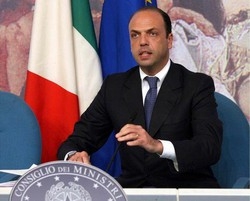 Giustizia/ Alfano: Blocca processi? Da giornali calunnie e bugie