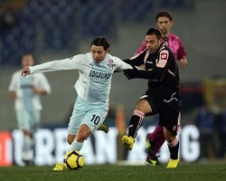 Calcio/ Zarate: L’obiettivo della Lazio è la salvezza