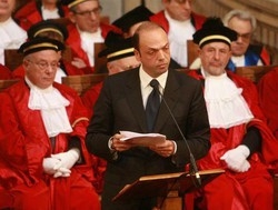 Giustizia, Pdl plaude invito a dialogo, ma punta dito contro Anm