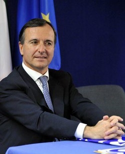 Iran/ Frattini: Credo sia tempo di sanzioni condivise