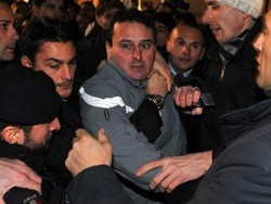 Berlusconi/ Pm: Processare Tartaglia con rito immediato