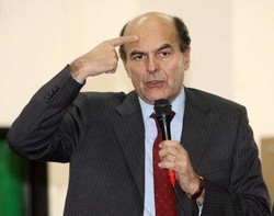 Berlusconi/ Bersani: Contro giudici frasi inaccettabili,sragiona